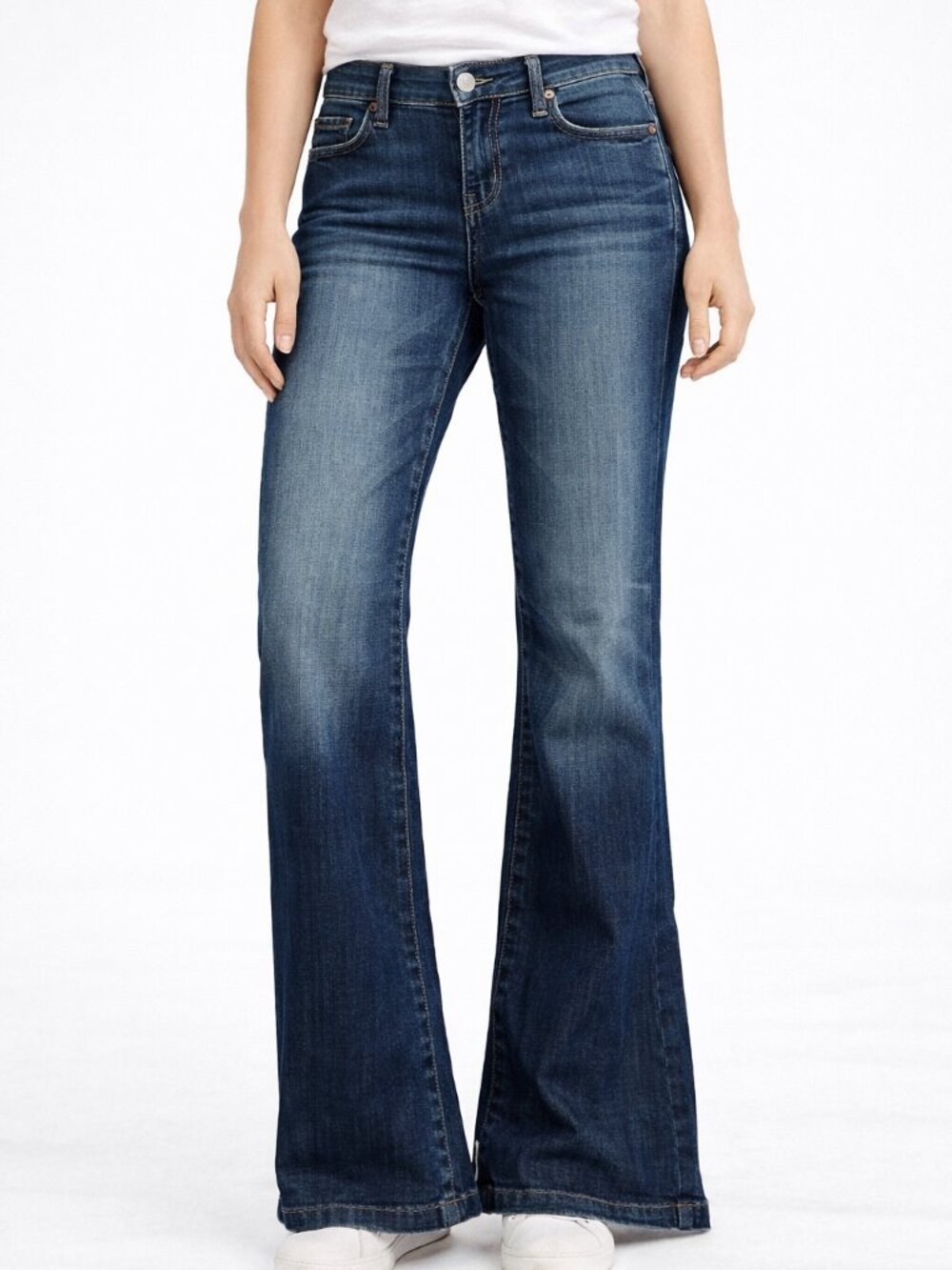 7 For All Mankind Women’s Dojo Flare Jeans size 27